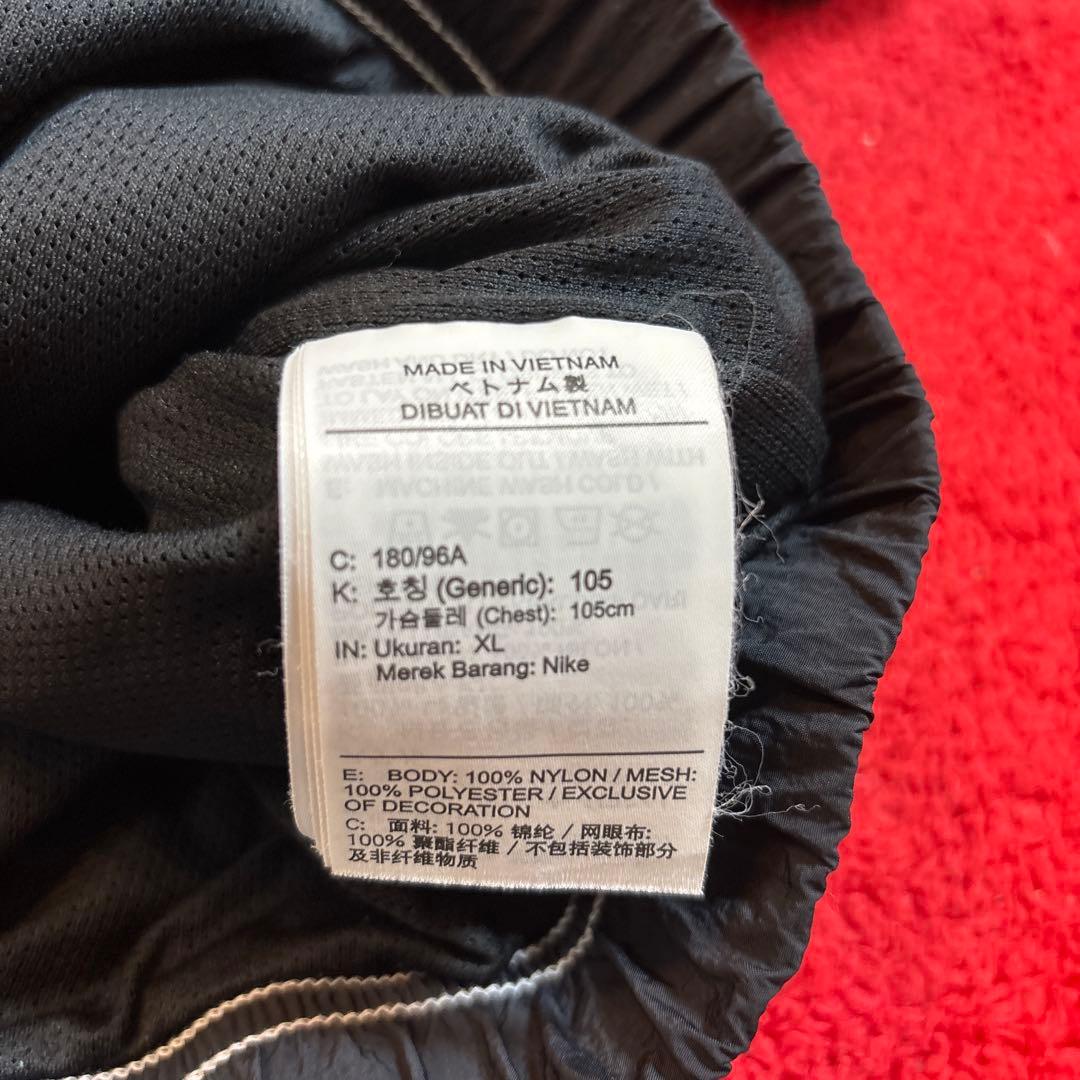 ナイキ　NIKE ランニングウィンドブレーカー Nissy 西島隆弘