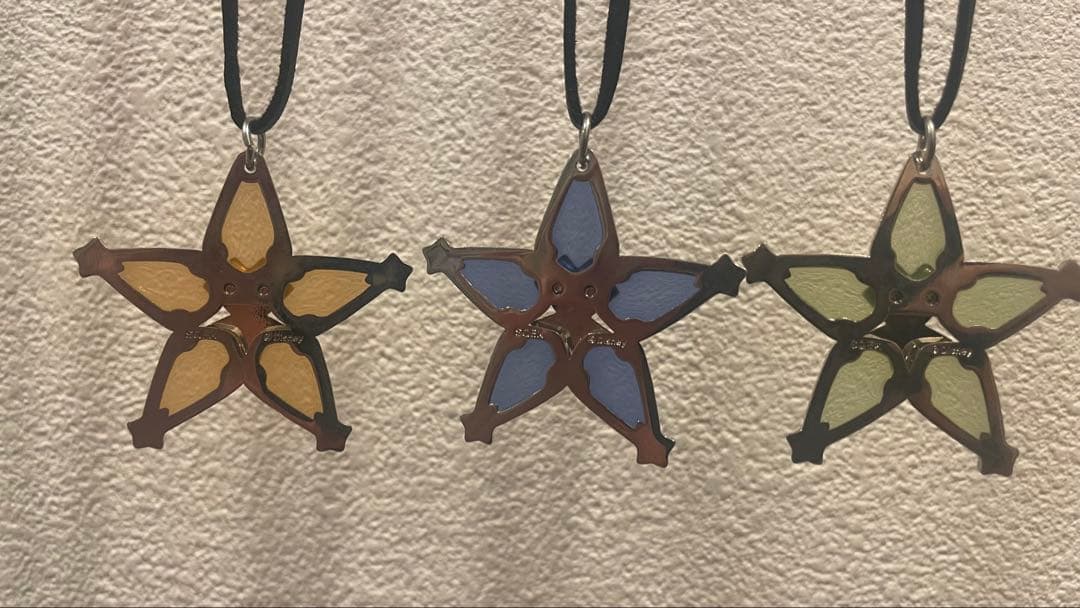 キングダムハーツ　繋がりのお守り　メタルチャーム