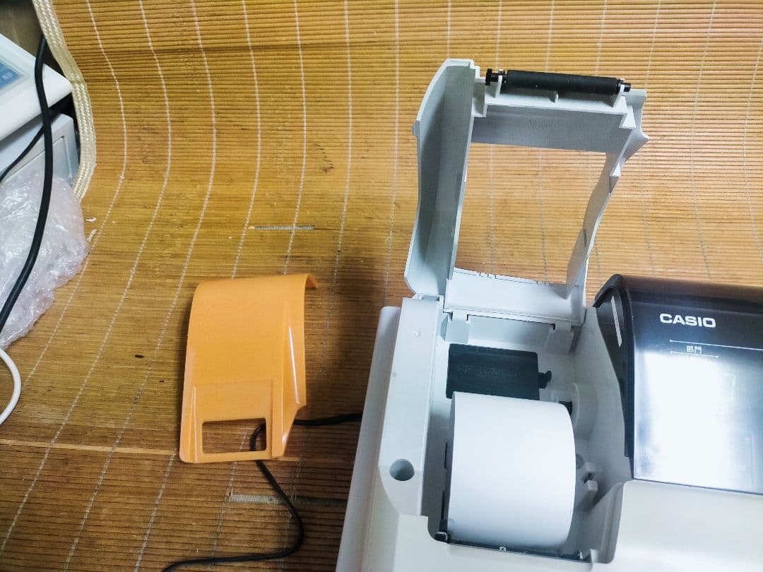 カシオレジスター　TE-M80　中古品　人気機種感熱紙　送料無料　401466