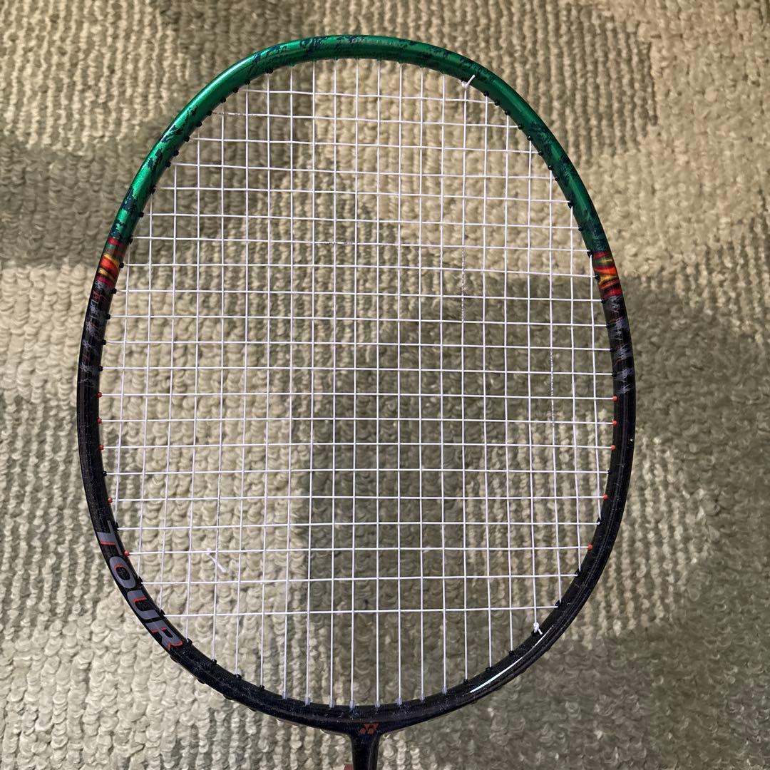 YONEX アストロクス99 TOUR バドミントンラケット　3ug5