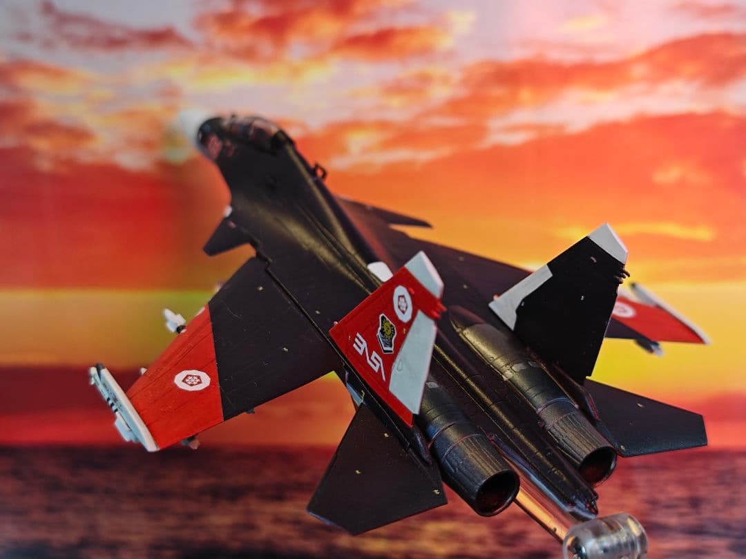 1/144 エースコンバット Su-30 ミハイ仕様 仕上げ改造品 電飾
