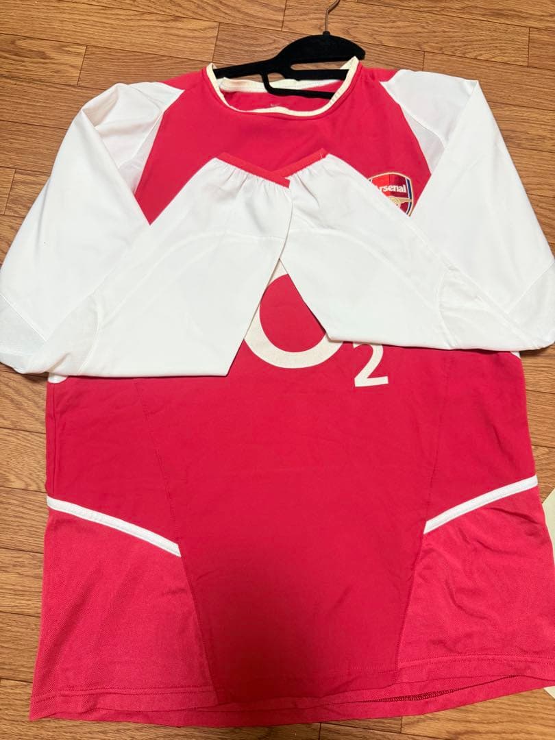 アーセナル2004年のユニフォーム