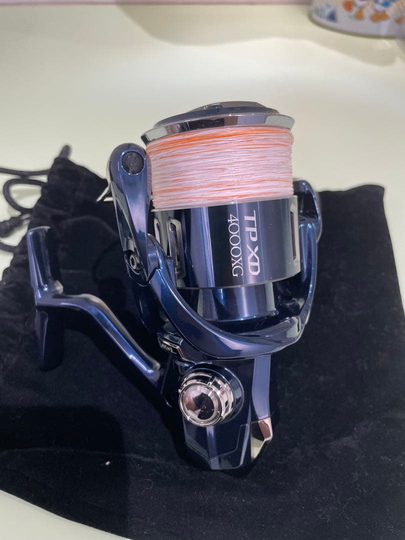 21ツインパワー XD 4000XG スピニングリール 収納袋付き