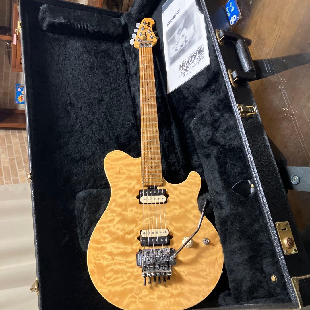 Music Man Axis 1997年製