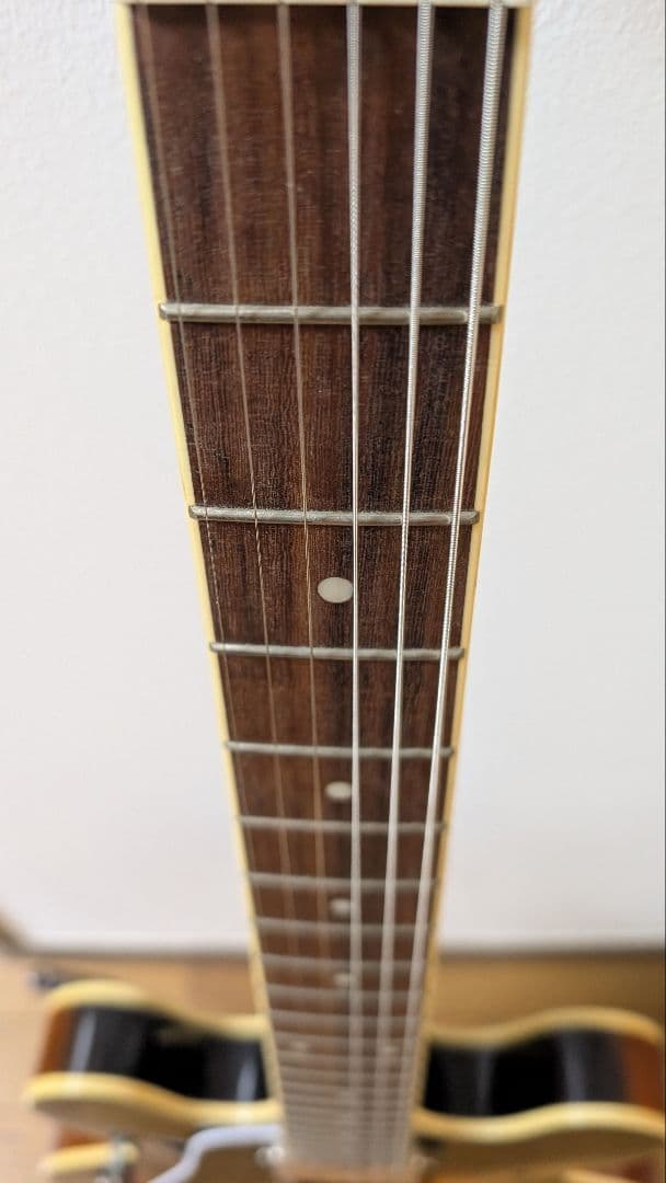 Epiphone es-335 サンバースト　レフティ