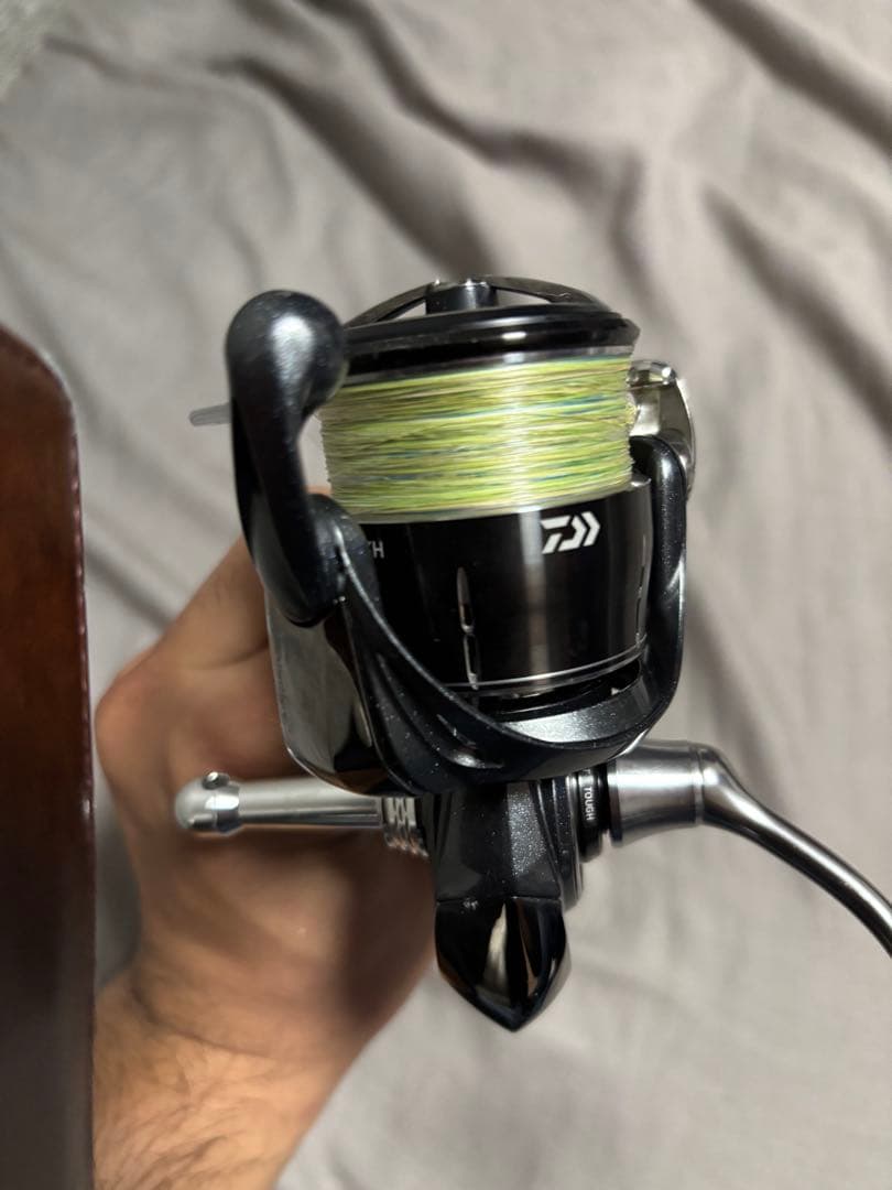 24LUVIAS LT2500S-XH ダイワ　ルビアス