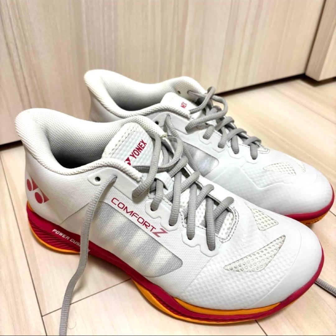YONEX ヨネックスパワークッションコンフオートZWMD ホワイト24.5