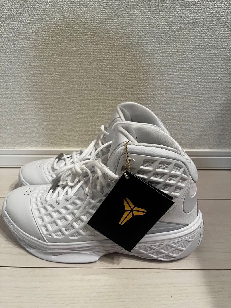 【新品未使用】Nike Kobe 3 Protro \"Halo''