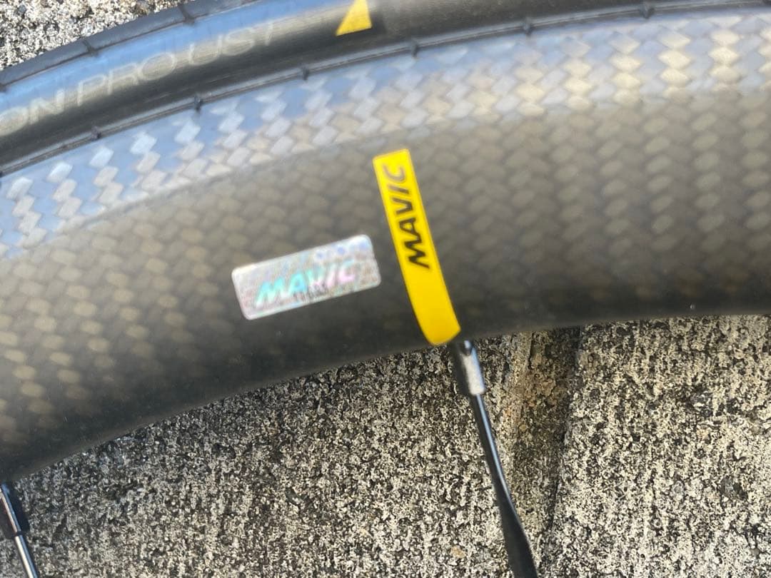 美品MAVIC COSMIC PRO CARBON SL USTホイールセット