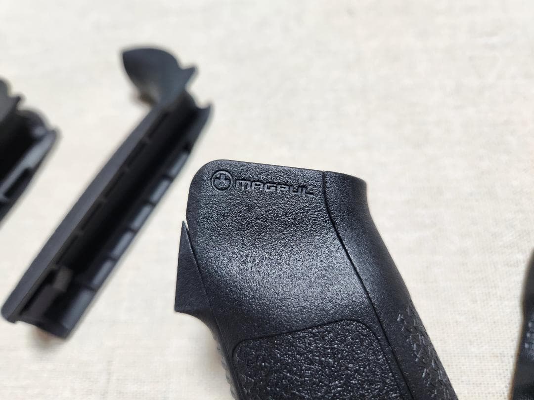 【中古】ZSHOT　PTW　MAGPUL MIAD　実物　グリップ　黒
