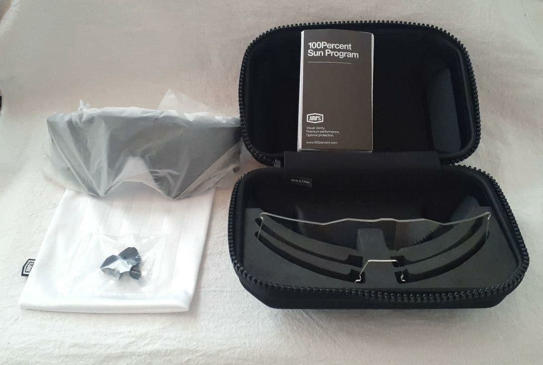 100% SPEEDCRAFT ブラック ワンハンドレッド サングラス