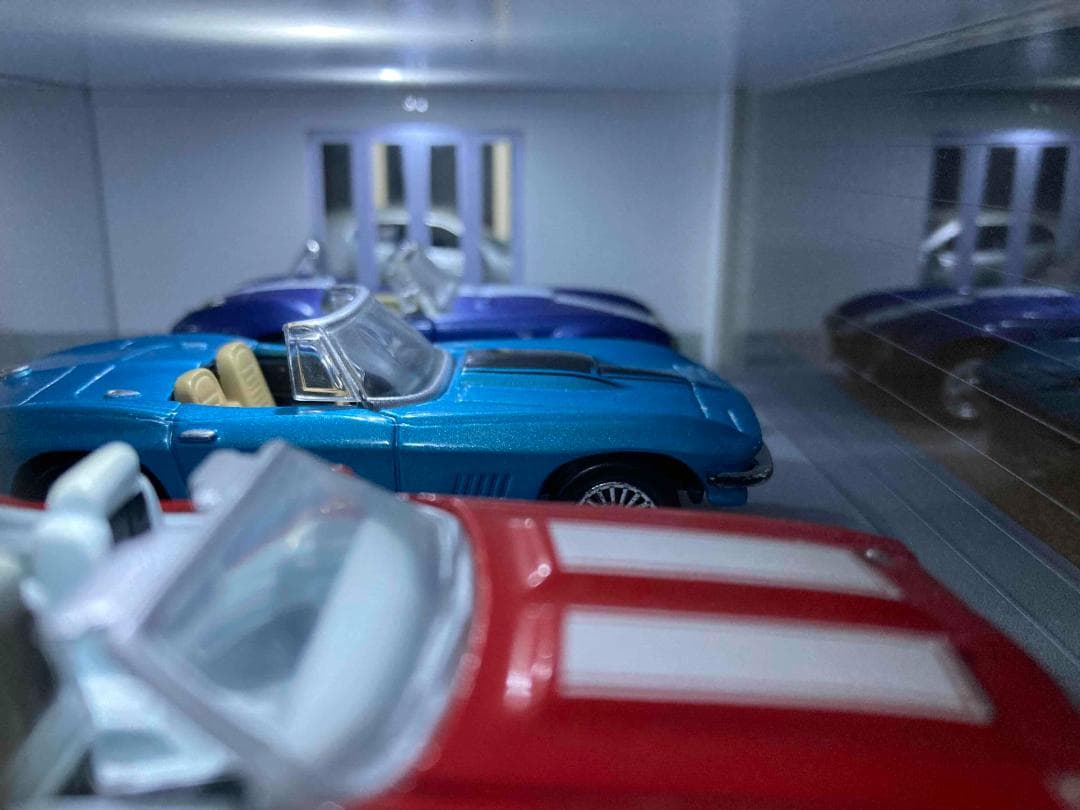 ミニカー用ジオラマ：1/43 木造パーゴラ付ガレージ（ダークブルー）ミラー貼り