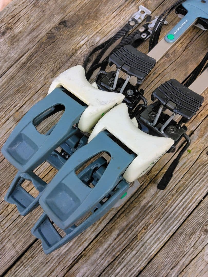 フィリッチ・ディアミール・チタナール。 バックカントリービンディング。