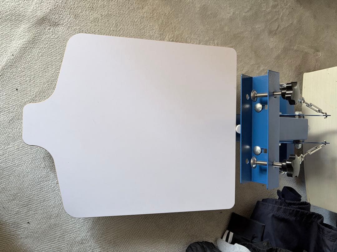 刷り台　服　シルクスクリーン