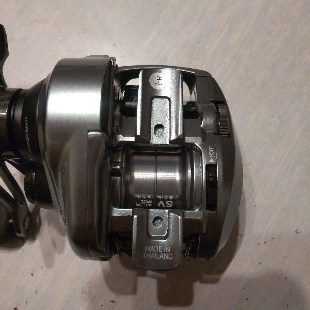 週末限定値下げ中　アルファス SV TW 800S-H ベイトリール