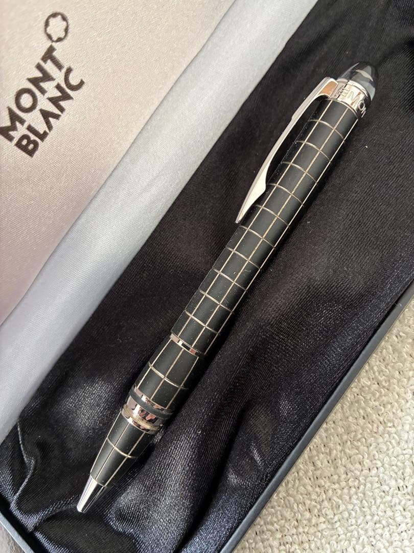 ◾️モンブラン◾️スターウォーカー ボールペン◾️メタルラバー◾️化粧箱、サービスガイド