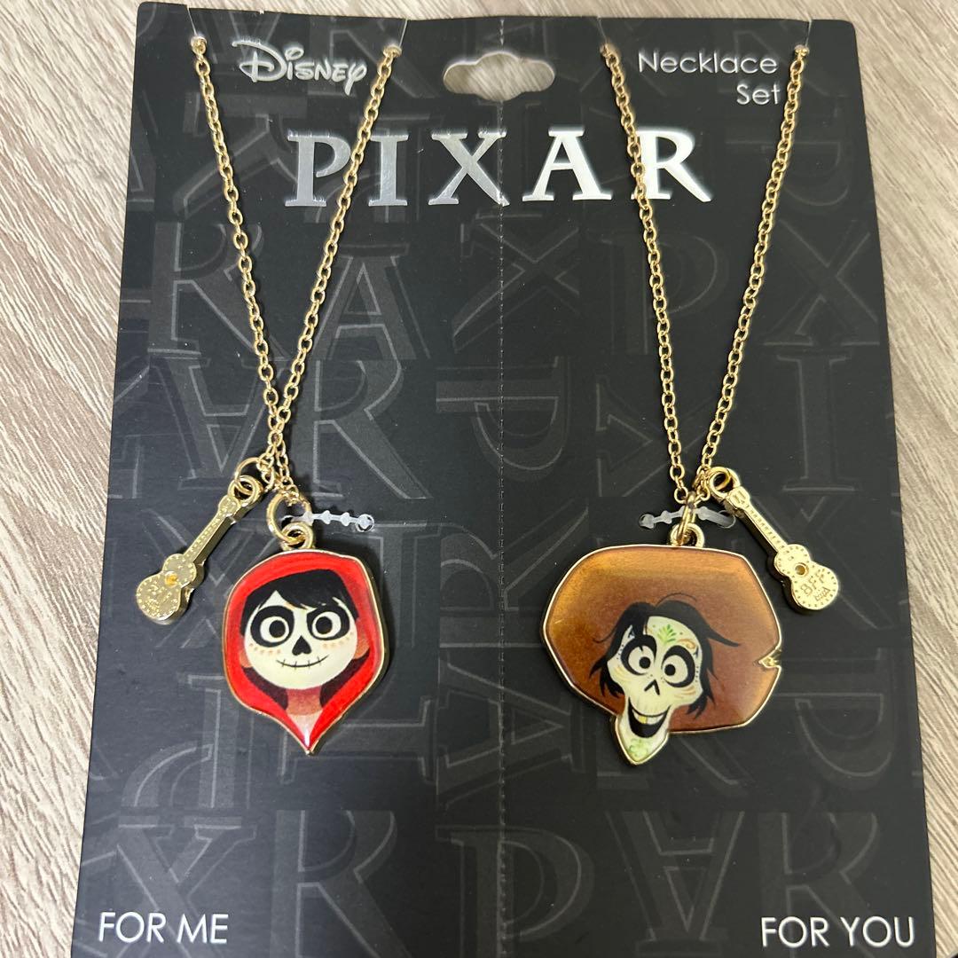 Disney Pixar リメンバーミー ネックレスセット　ディズニー