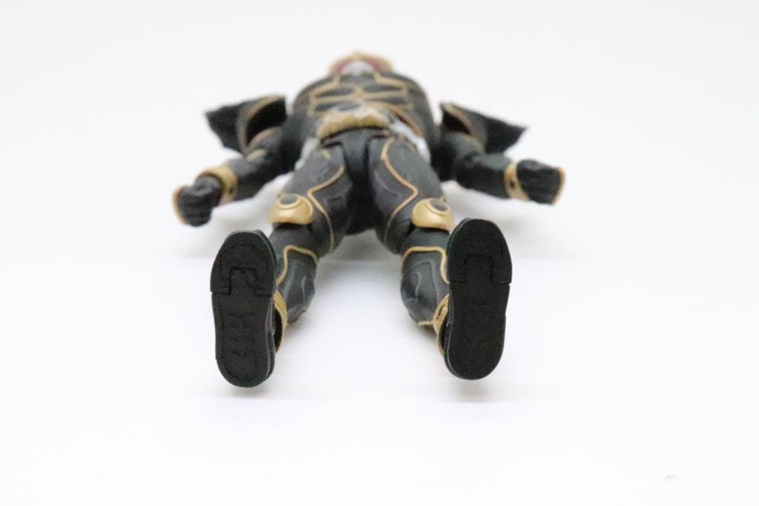 仮面ライダークウガ アルティメットフォーム 30-JD0917-10