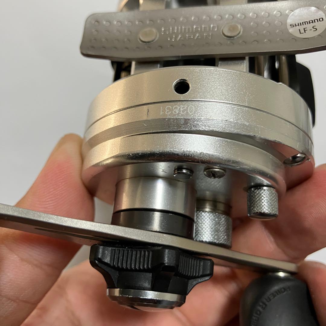 シマノ 12 カルカッタ 100 右ハンドル