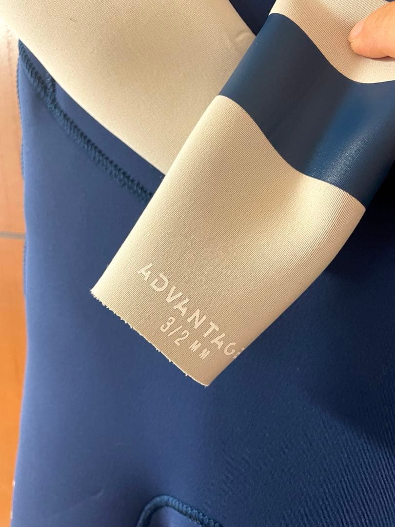 キッズ　フルスーツHurley ブルー/オフホワイト8号（132~140cm）