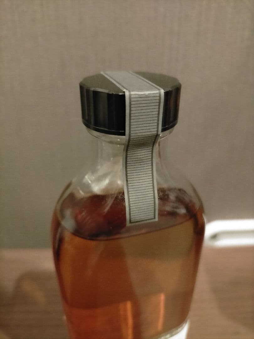 サントリー 山崎蒸溜所樽出原酒10年貯蔵