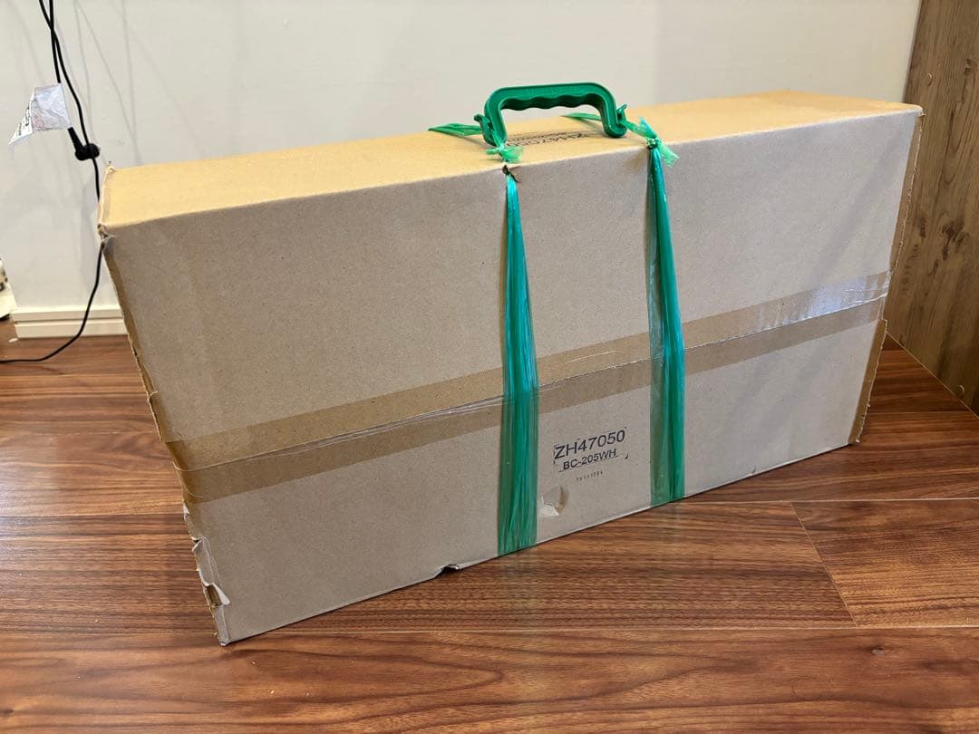 YAMAHA電子ピアノ椅子ホワイト（BC205WH)