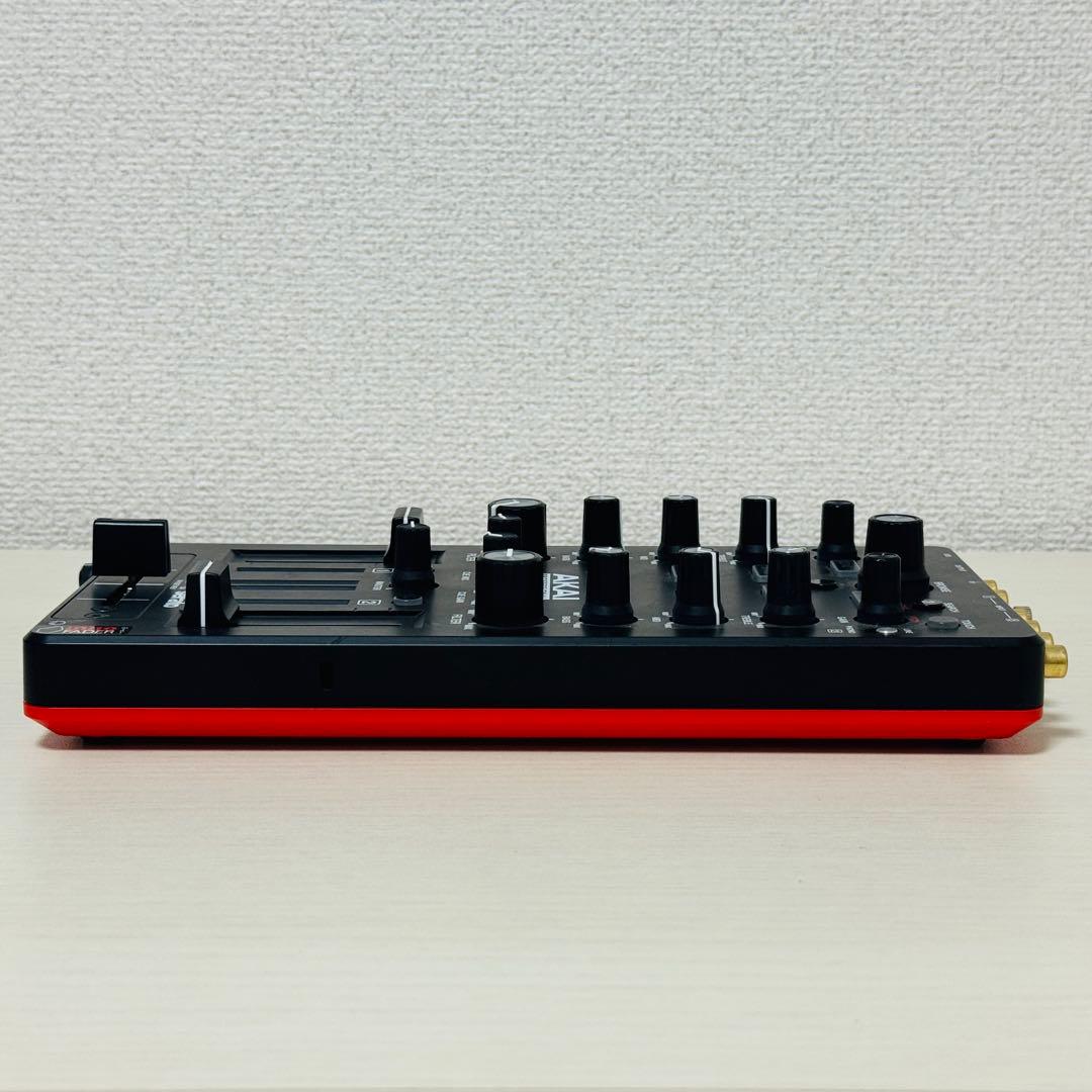AKAI Professional AMX DJコントローラー Serato