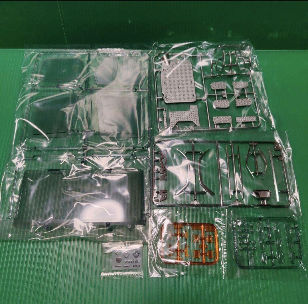 タミヤ 1/14 スカニア 770S ヘッド キャビン周り部品