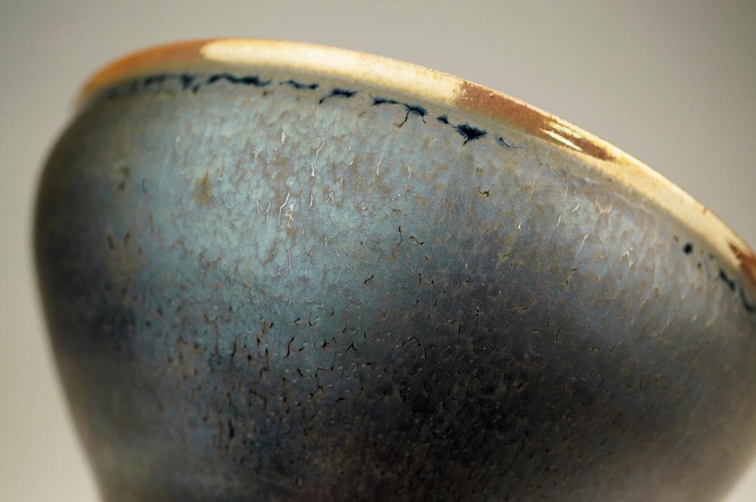 美品　鎌田　幸二　作　窯変銀漿　天目　茶碗　共箱