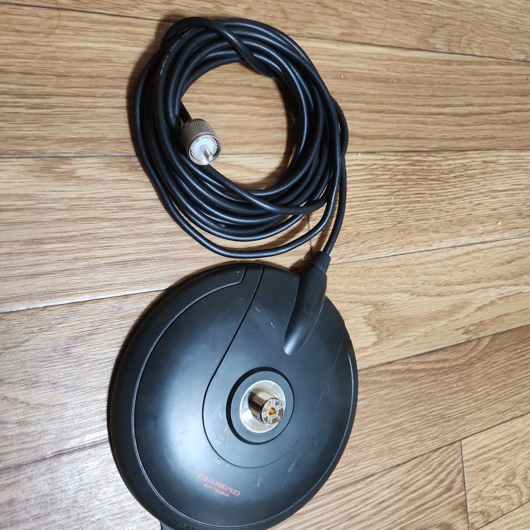 SG7700. 50/144/430MHz帯高利得3バンドモービルアンテナ