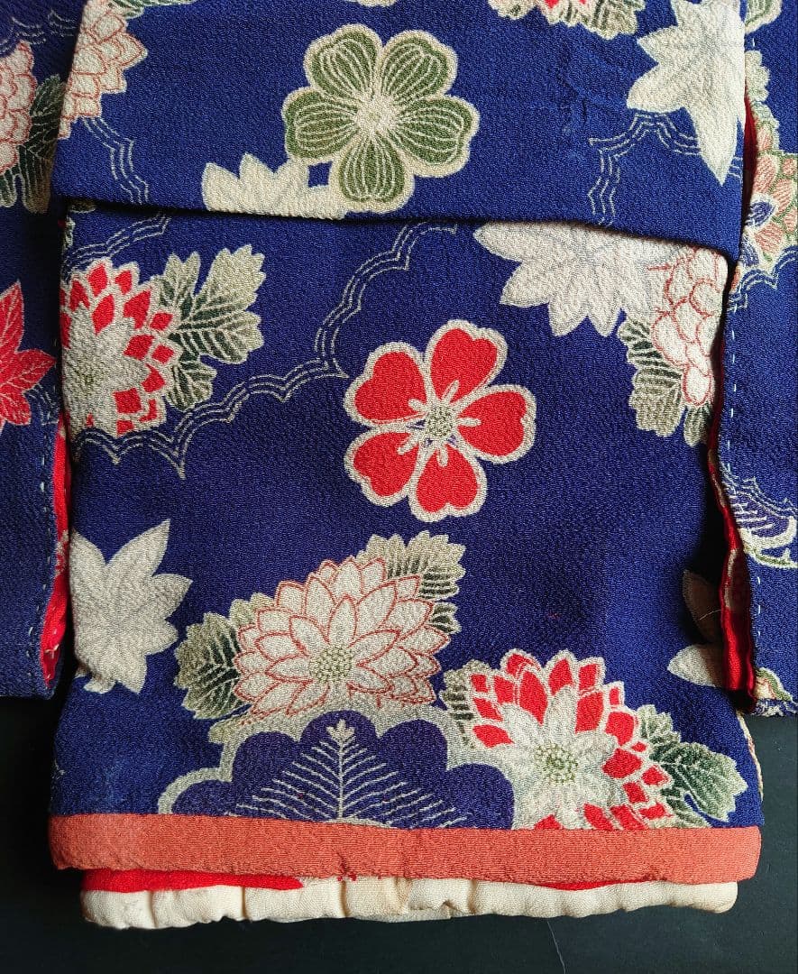 アンティーク　市松人形の着物　大正期の縮緬　袷　比翼付き　袂二枚本仕立て