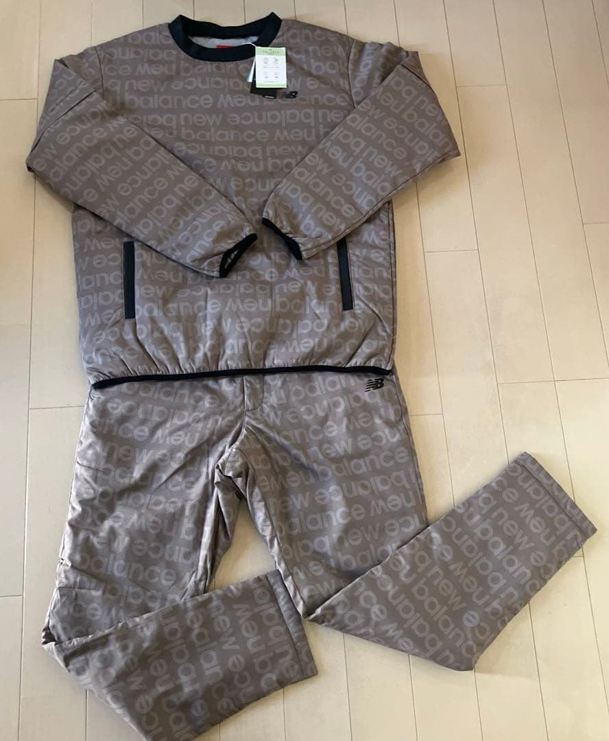 【新品】ニューバランス／上下セット／セットアップ／中綿ダウン／サイズ６(XL)