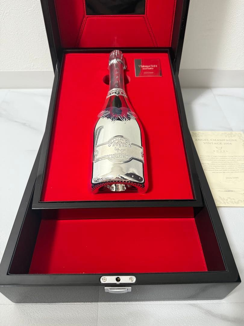 ANGEL CHAMPAGNE エンジェル　シルバー　プラチナ