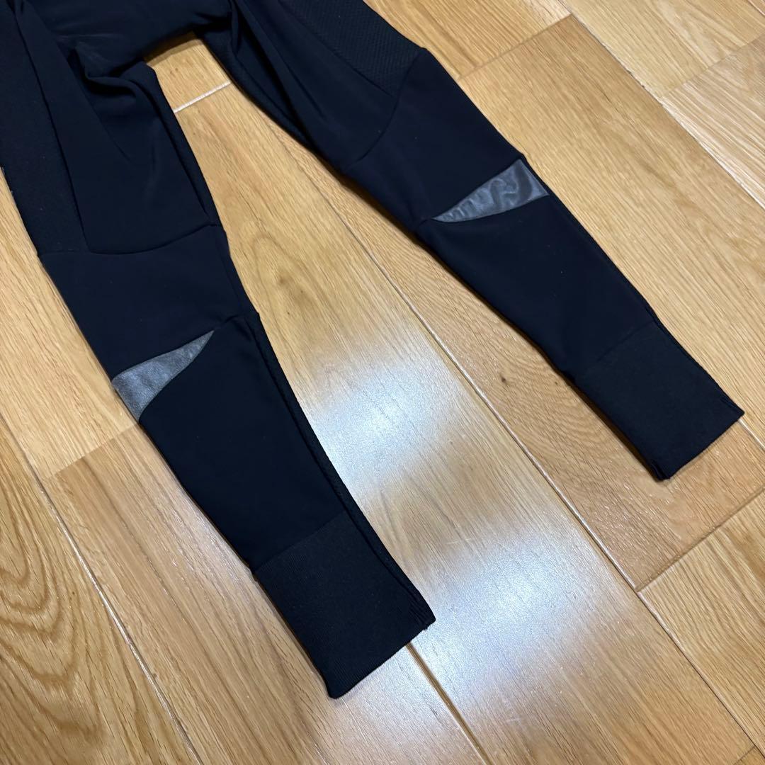 新品タグ付き　カペルミュール Ladiesプレミアムサーモタイツ　S ブラック