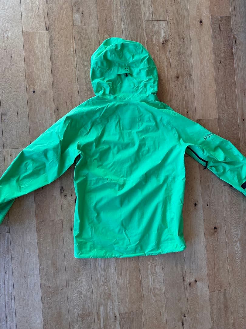 BURTON ak tusk ジャケットgoretex pro Mサイズ
