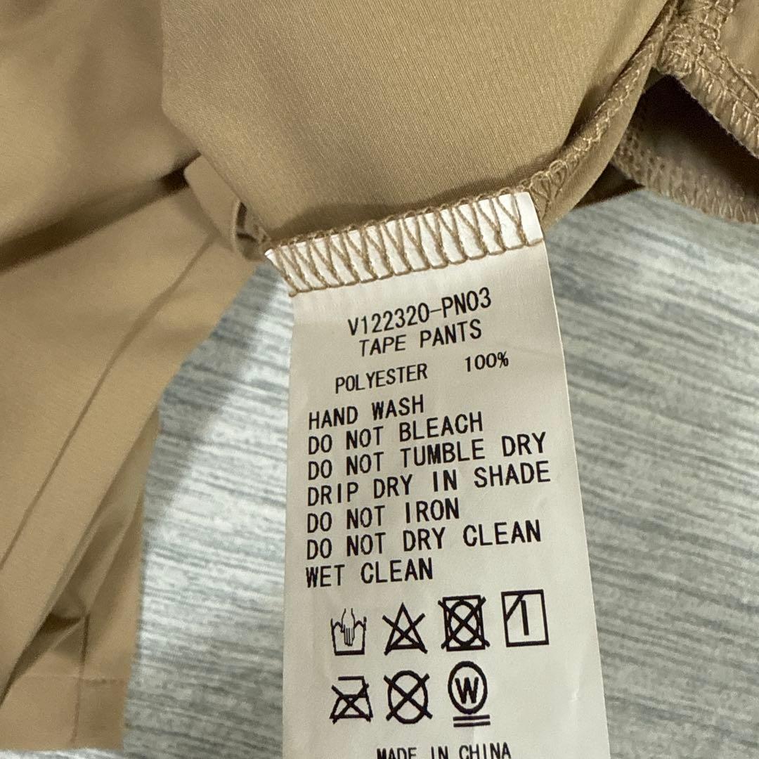 新品タグ付き未使用　V12 （V TWELVE） 上下セットアップ　サイズL