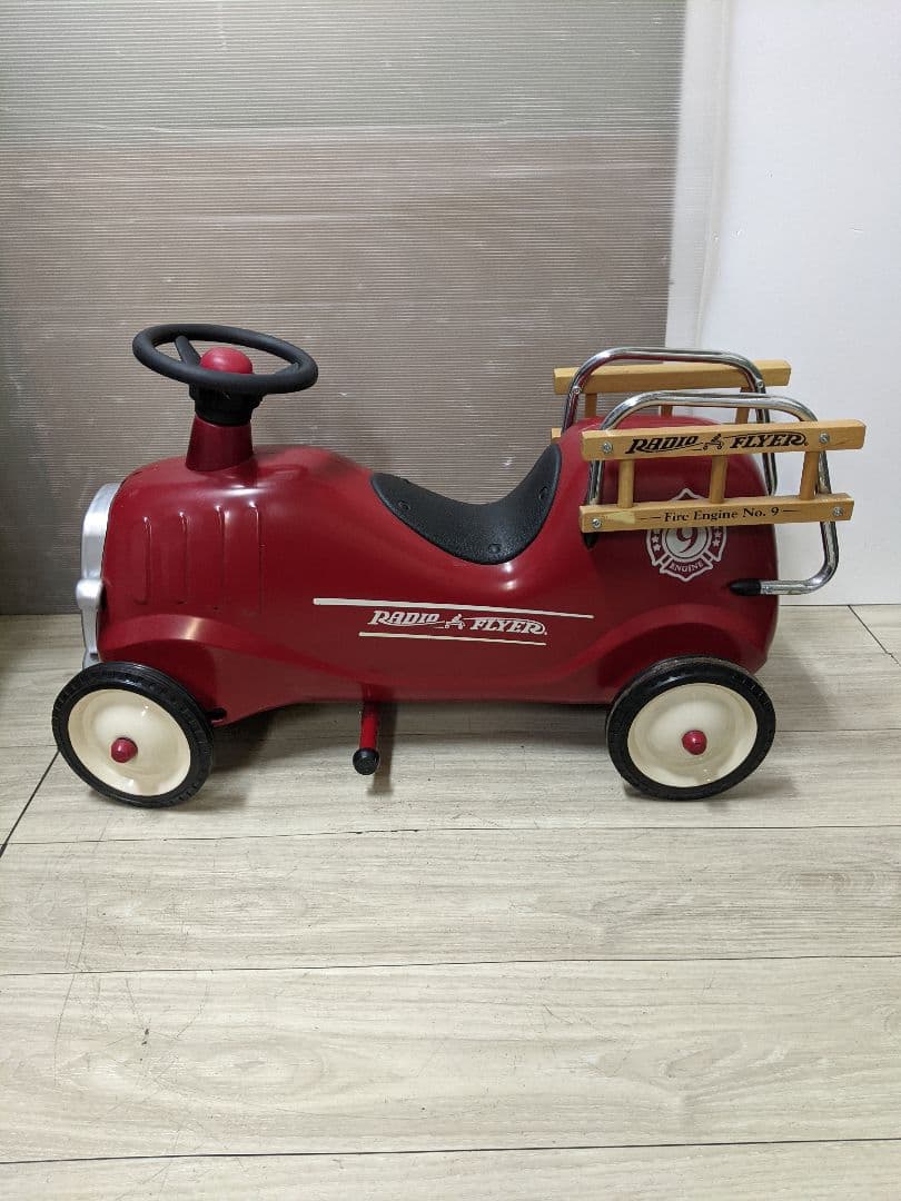 レア ラジオフライヤー 乗用玩具 RADIO FLYERリトルレッド アメリカン