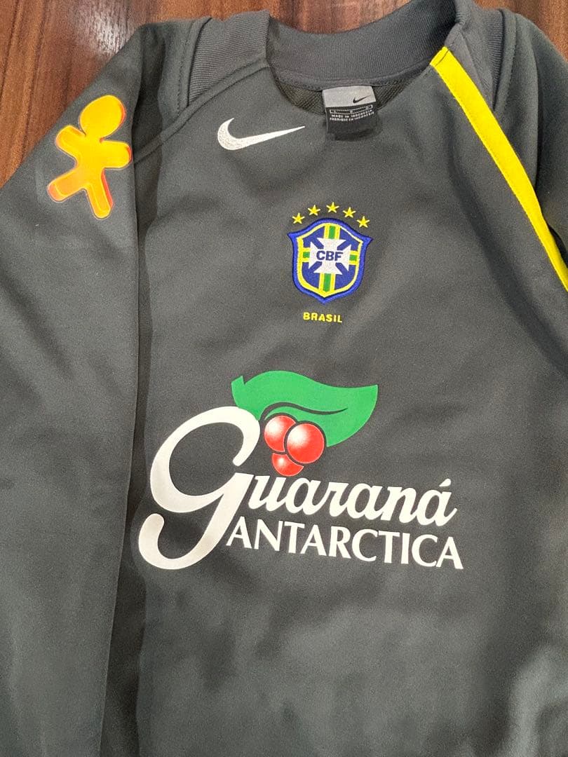 超貴重‼️ブラジル代表•選手実使用品•トレーニングウエア・濃いグレー