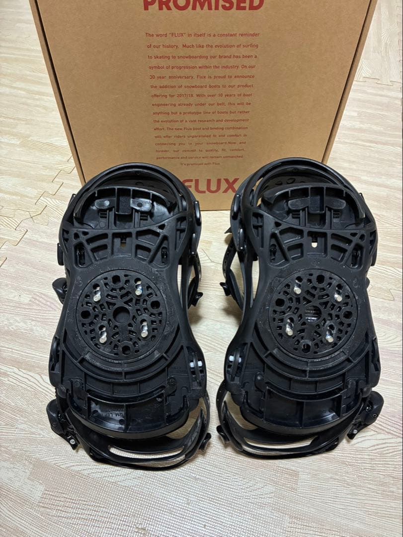 FLUX TW 22-23 M フラックス　美品