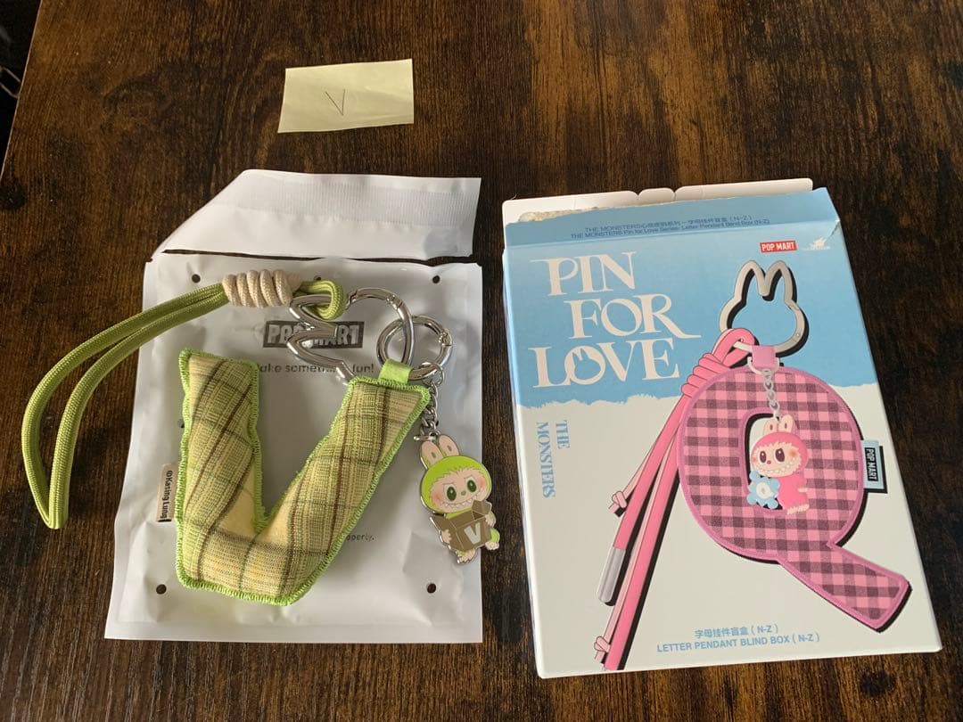 ラブブ PIN FOR LOVE アルファベット ペンダントアソートセット