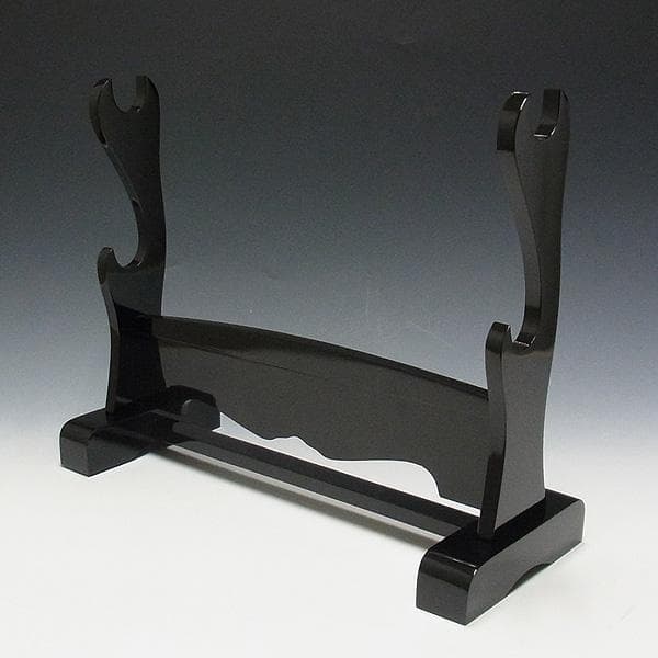 岐阜県関市製の模造刀 白石目 大刀・小刀・刀掛け3点セット