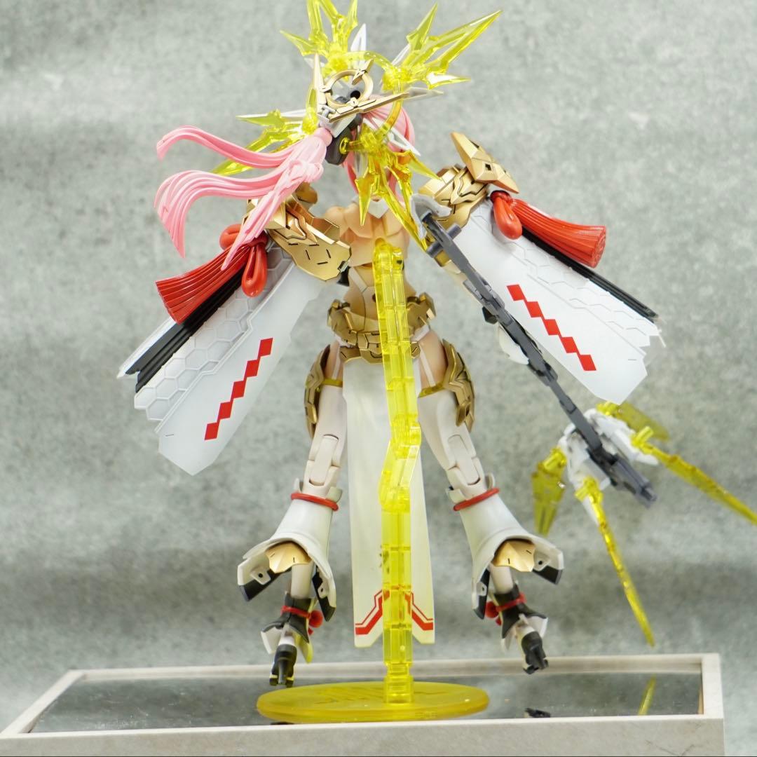 皇巫 アマテラス レガリア [美少女プラモデル/完成塗装品]