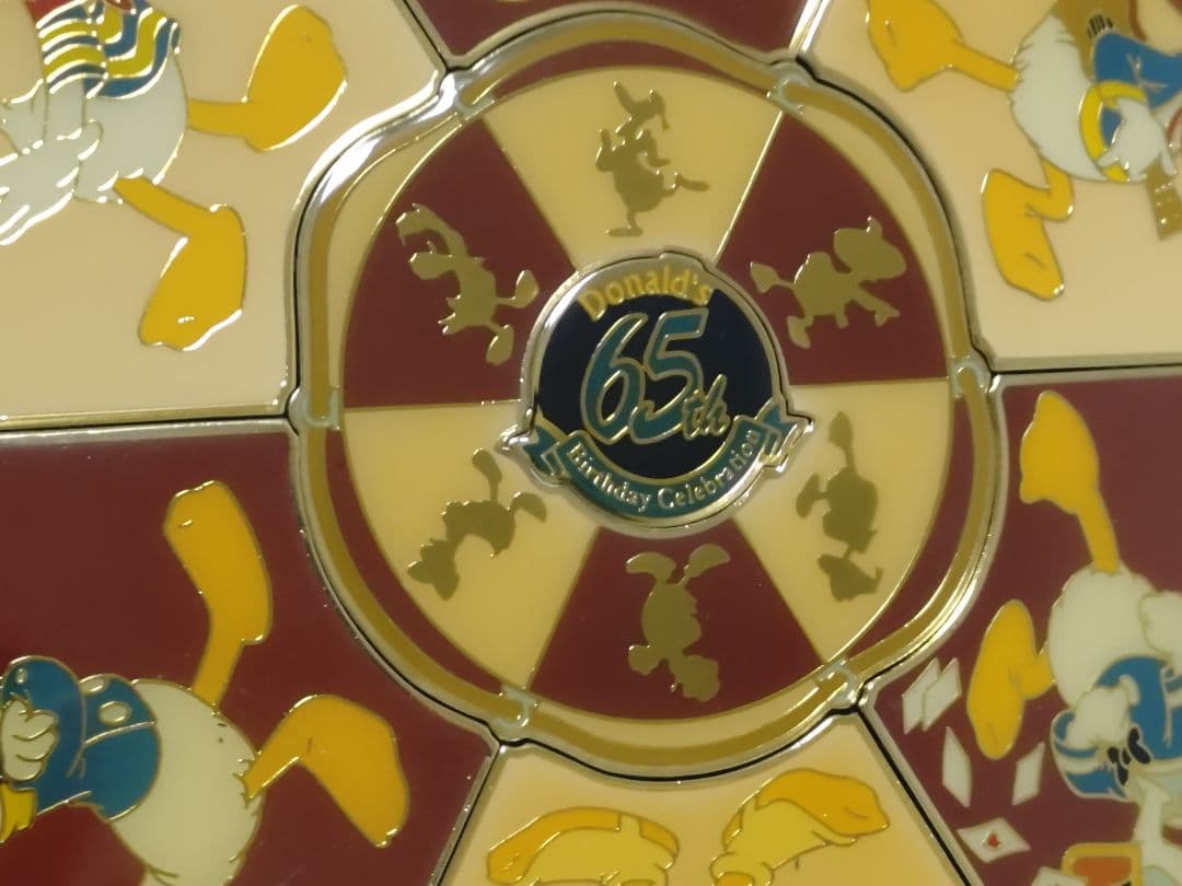 【希少】ドナルド　65周年　 ワッキーキングダム 　ディズニー　入手困難　激レア