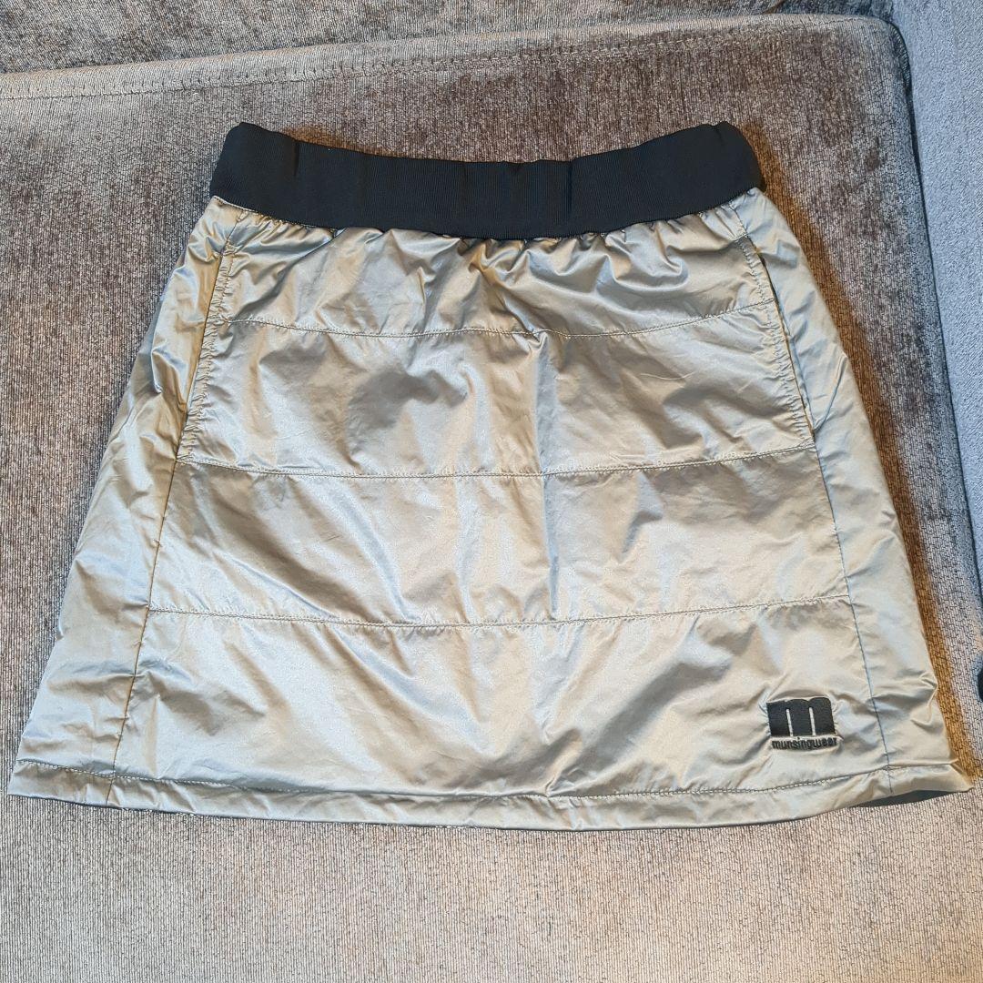 ストレッチ中わたリバーシブルスカート