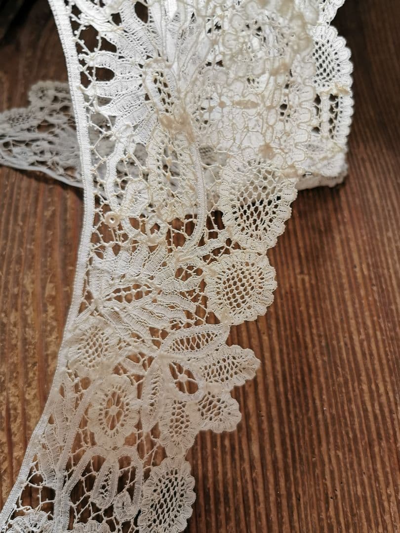 アンティークベルギー デュセス＆プリンセスレース ロングショール 向日葵の花と葉