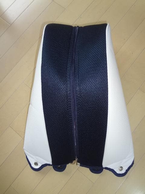 ノリッキー様スリクソン 9.5型キャディバッグ (GGC-S145) 美品