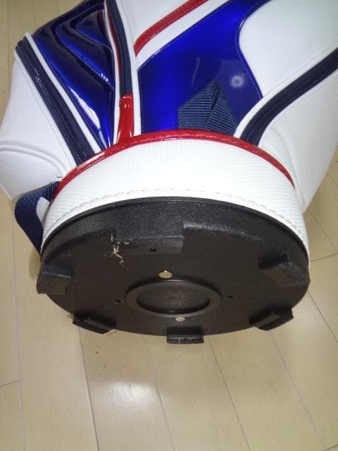 ノリッキー様スリクソン 9.5型キャディバッグ (GGC-S145) 美品