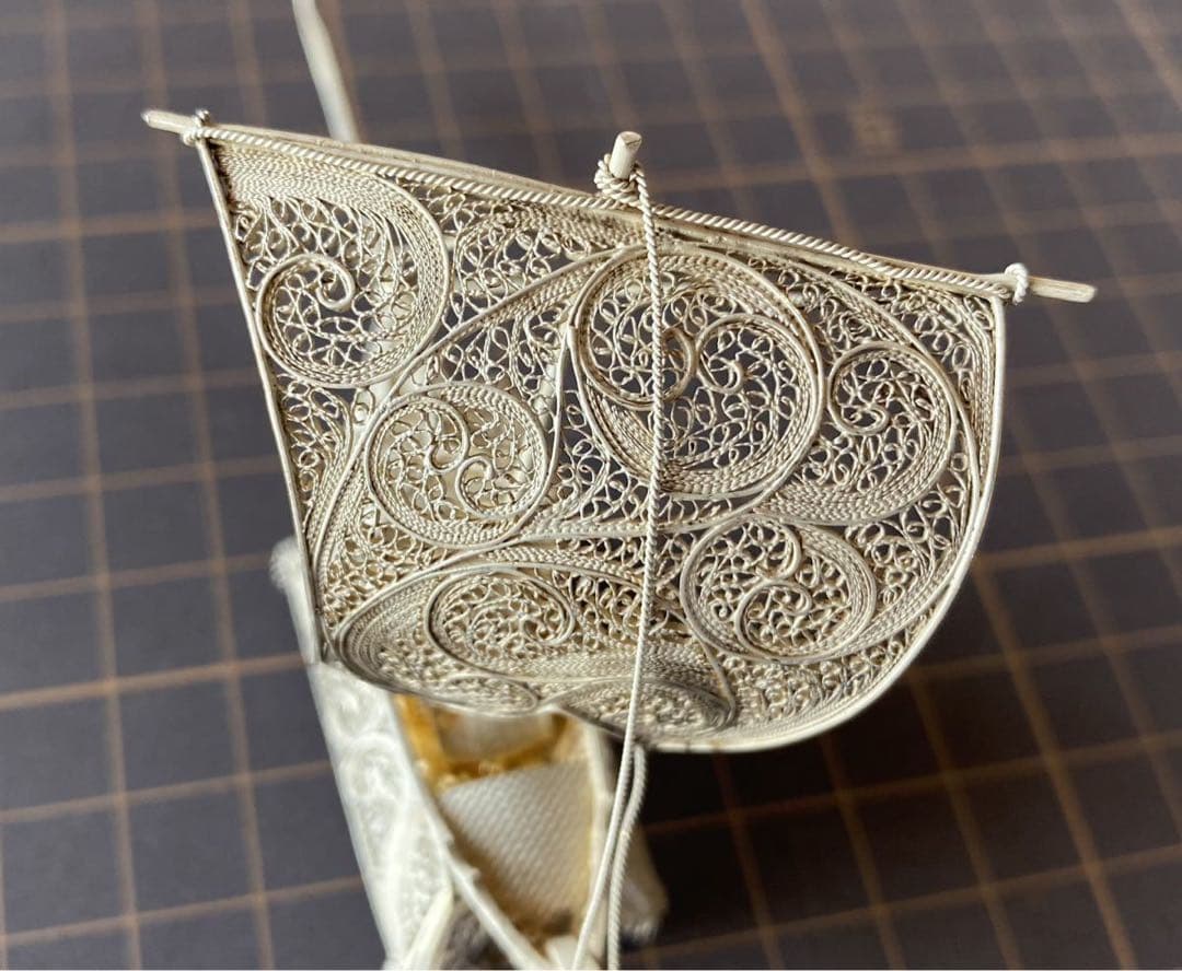 銀製　 超緻密な銀細工のポルトガル船　ビンテージ
