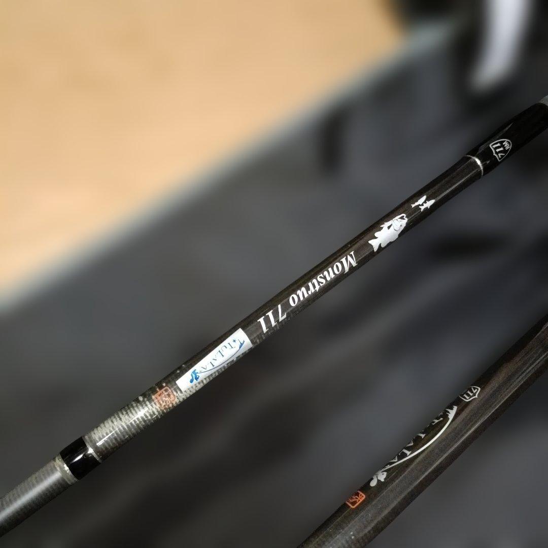 ツララ　モンストロ711RM 未使用品