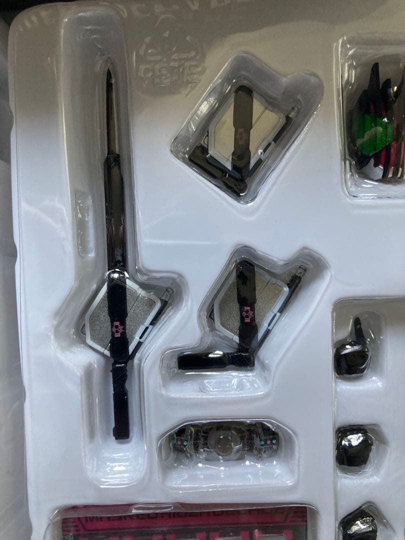 S.H.フィギュアーツ 仮面ライダーディケイド 真骨彫製法